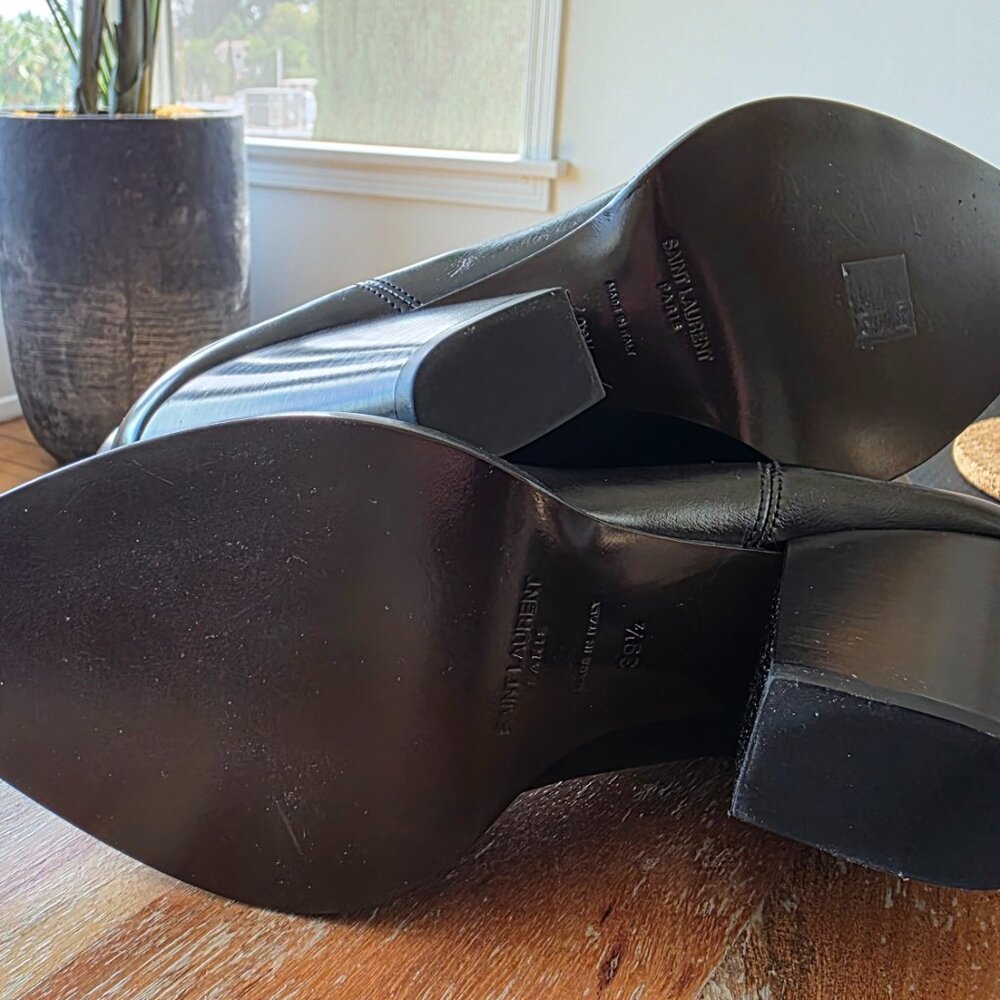 Saint Laurent Theo Chelsea Ankle Booties in Smooth Leather NWOT - Picture 8 of 10